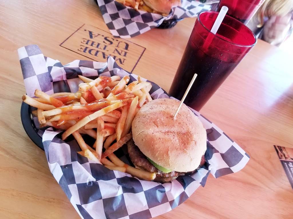 American Burger Company | restaurant | 5821 Fairview Rd, Charlotte, NC 28209, USA | 7047339037 OR +1 704-733-9037