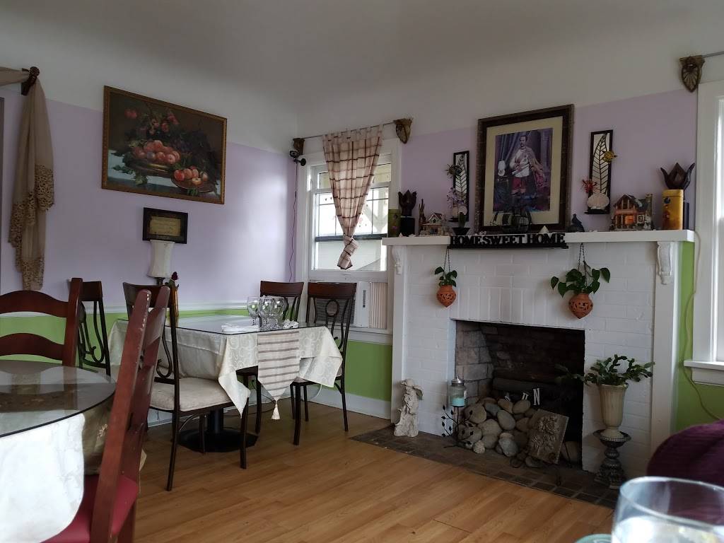 DEE Des Moines Thai Cuisine 21630 7th Place South | restaurant | 21630 7th Pl S, Des Moines, WA 98198, USA | 2068781205 OR +1 206-878-1205