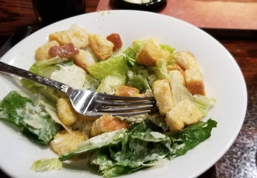 LongHorn Steakhouse | meal takeaway | 1125 Woodruff Rd #1500, Greenville, SC 29607, USA | 8646761590 OR +1 864-676-1590