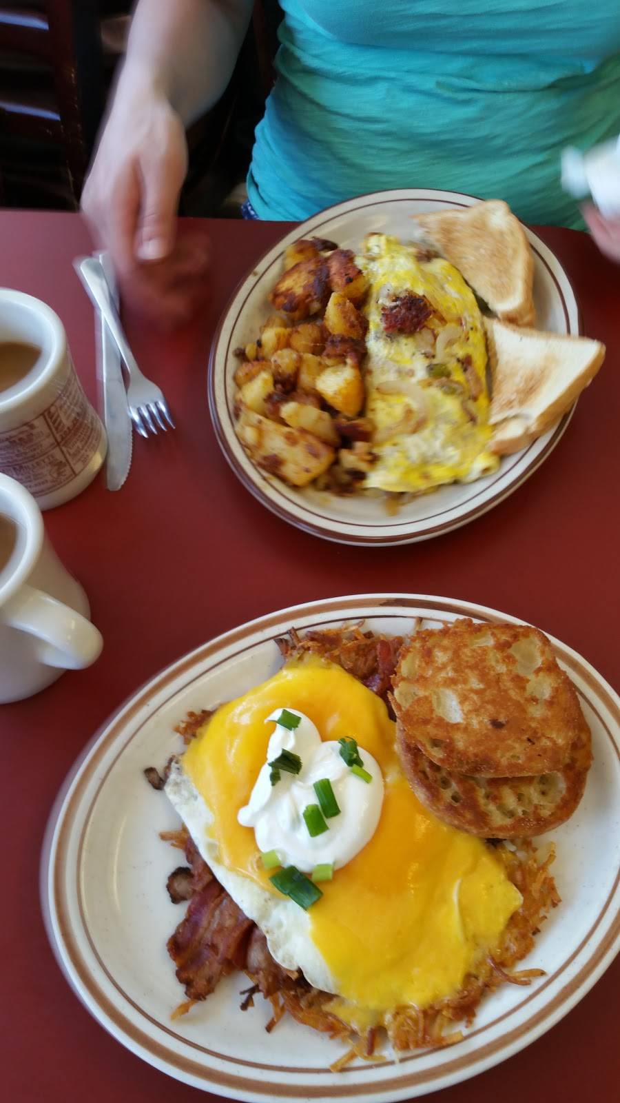 Laurel Diner | restaurant | 544 Main St S, Southbury, CT 06488, USA | 2032648218 OR +1 203-264-8218