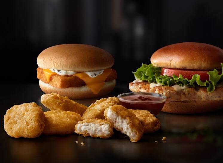 McDonalds | cafe | 8300 Boulevard Newman, LaSalle, QC H8N 1X9, Canada | 5143651223 OR +1 514-365-1223