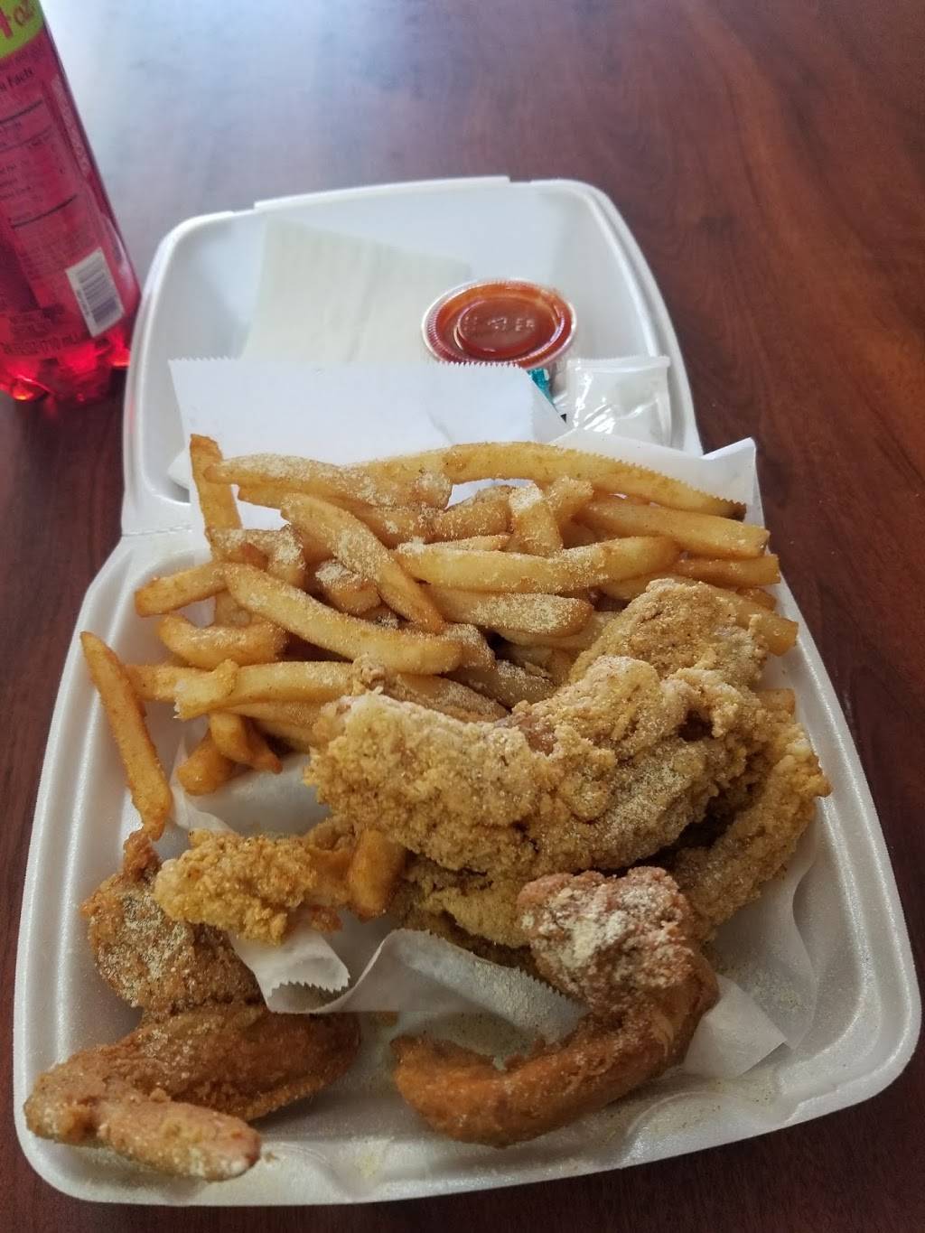 Jordans Fish & Chicken | restaurant | 4351 Lafayette Rd, Indianapolis, IN 46254, USA | 3173295090 OR +1 317-329-5090