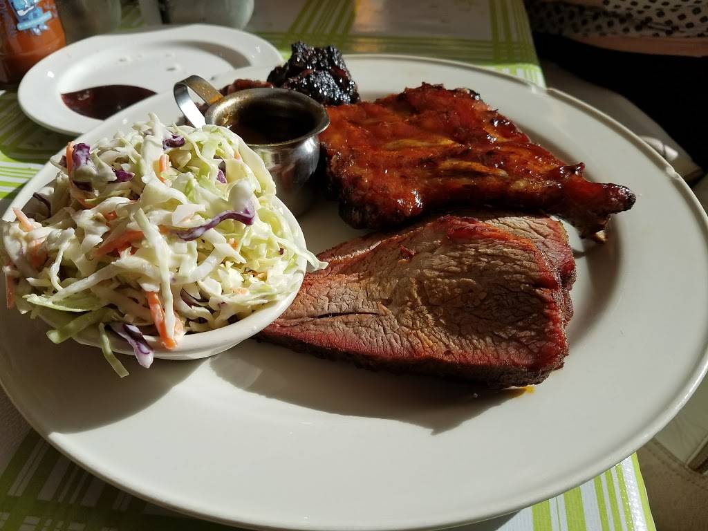Lucilles Smokehouse Bar-B-Que | restaurant | 6000 Sepulveda Blvd, Culver City, CA 90230, USA | 3103901227 OR +1 310-390-1227