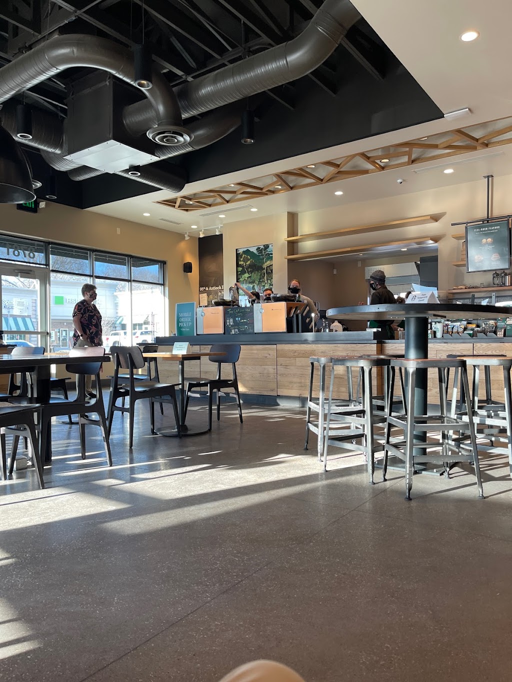 Starbucks | cafe | 8781 W 95th St, Overland Park, KS 66212, USA | 9132671194 OR +1 913-267-1194