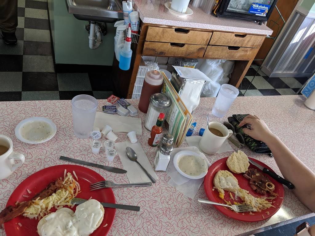 Boomarang Diner | restaurant | 4010 W Okmulgee Ave, Muskogee, OK 74401, USA | 9186835777 OR +1 918-683-5777
