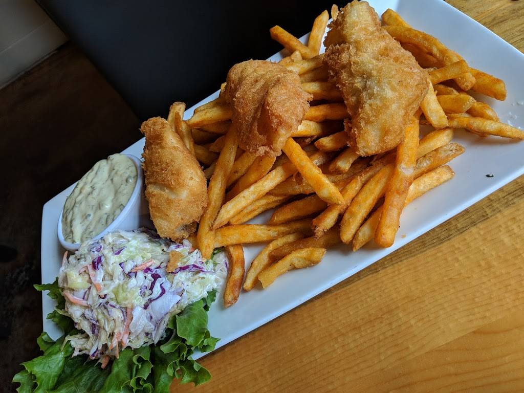 2 Penguins Tap and Grill | restaurant | 13065 E Briarwood Ave, Centennial, CO 80112, USA | 3037920310 OR +1 303-792-0310