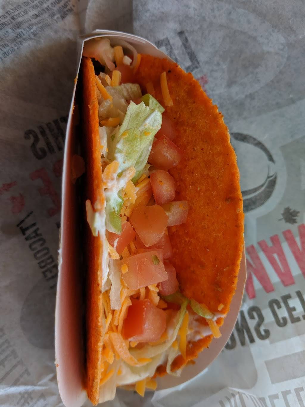 Taco Bell | meal takeaway | 300 Tecumseh Rd E, Windsor, ON N8N 3S7, Canada | 5199717268 OR +1 519-971-7268