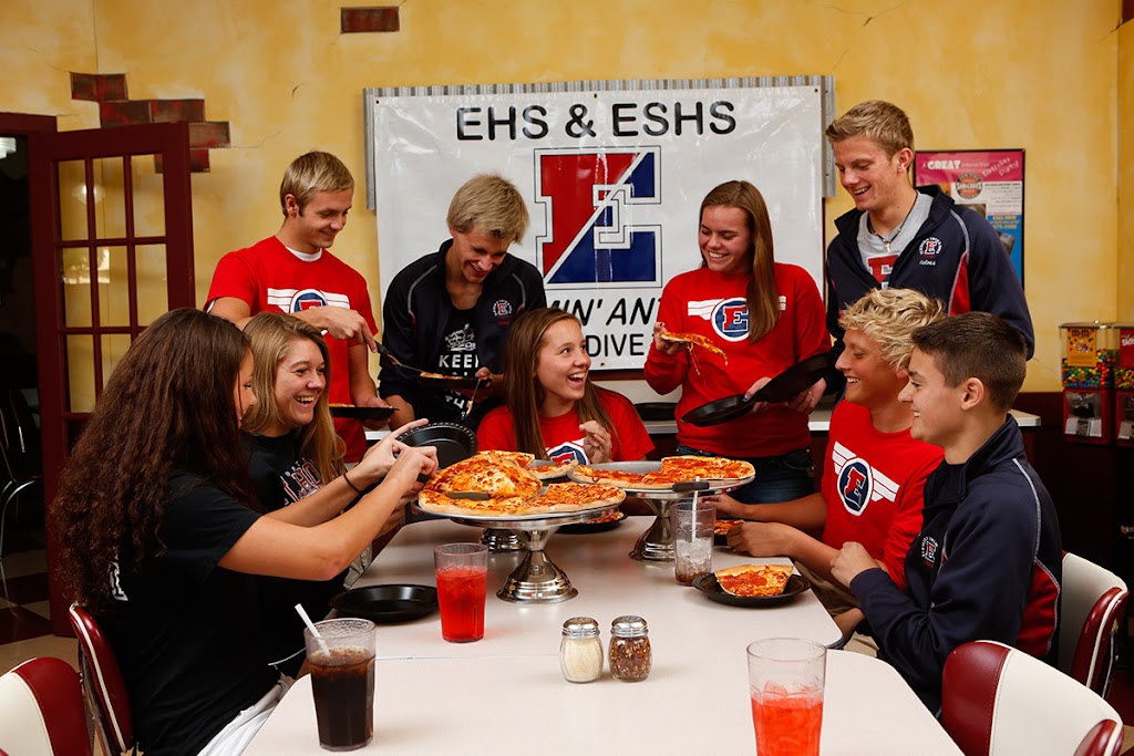 Sam & Louies Italian Restaurant & New York Pizzeria | restaurant | 310 Main St, Sterling, CO 80751, USA | 9705262550 OR +1 970-526-2550