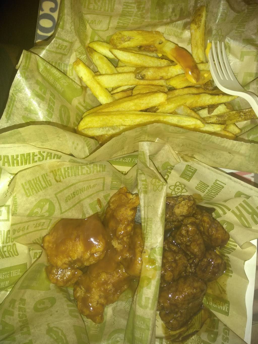 Wingstop | restaurant | 17707 Torrence Ave, Lansing, IL 60438, USA | 7084188880 OR +1 708-418-8880