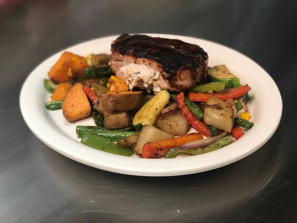 The Kitchen at 5th & Main | restaurant | 505 W Main St, Mitchell, IN 47446, USA | 8129922160 OR +1 812-992-2160