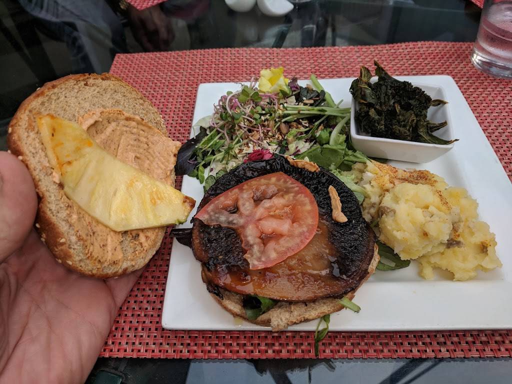 Green Door Cafe | restaurant | 7644 Girard Ave, La Jolla, CA 92037, USA | 8582918886 OR +1 858-291-8886