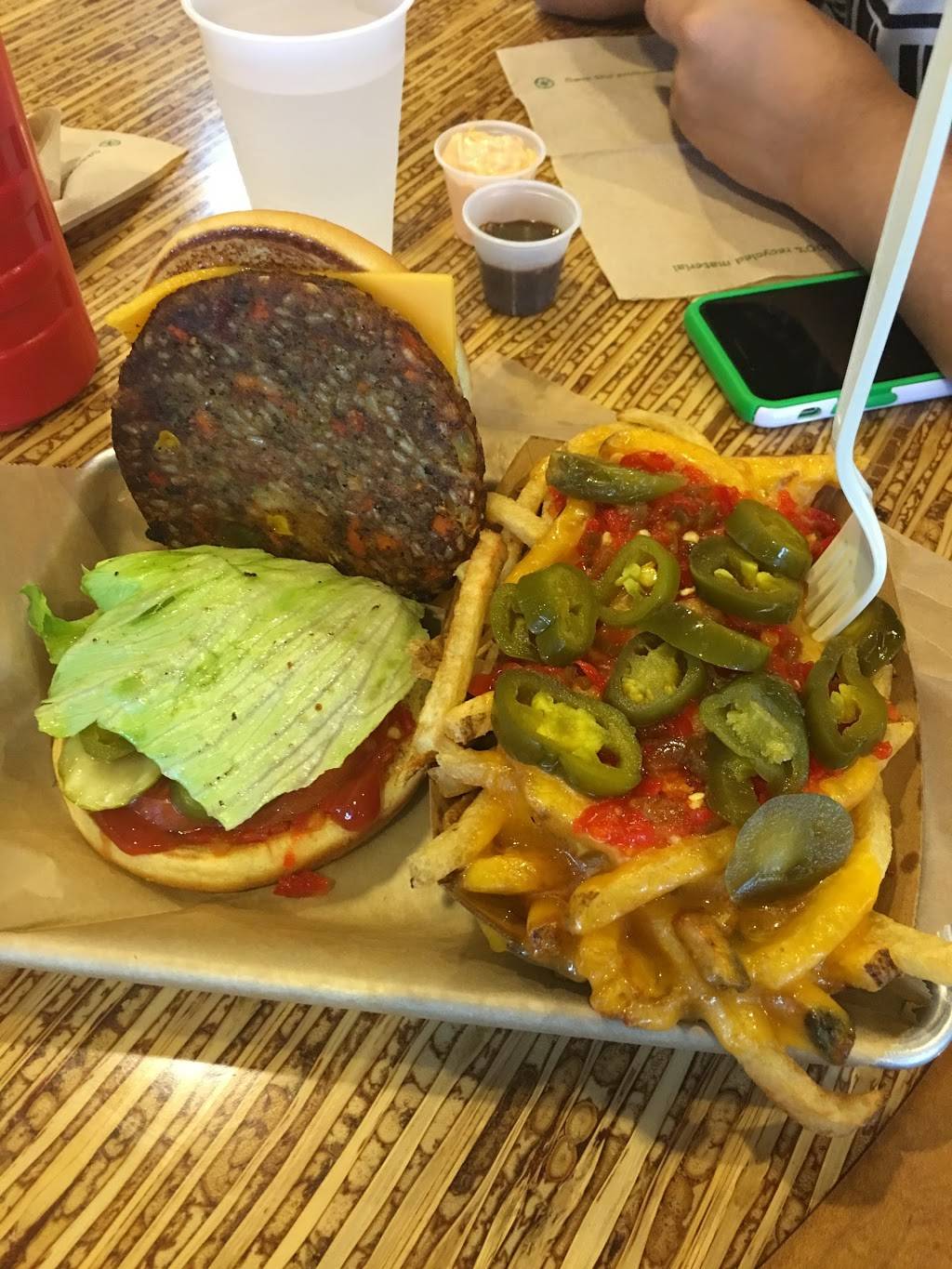 Elevation Burger | restaurant | 9518 Main St, Fairfax, VA 22031, USA | 7034262017 OR +1 703-426-2017