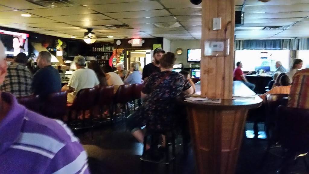 Bark River Yacht Club | restaurant | 136 N Main St, Dousman, WI 53118, USA | 2629652500 OR +1 262-965-2500