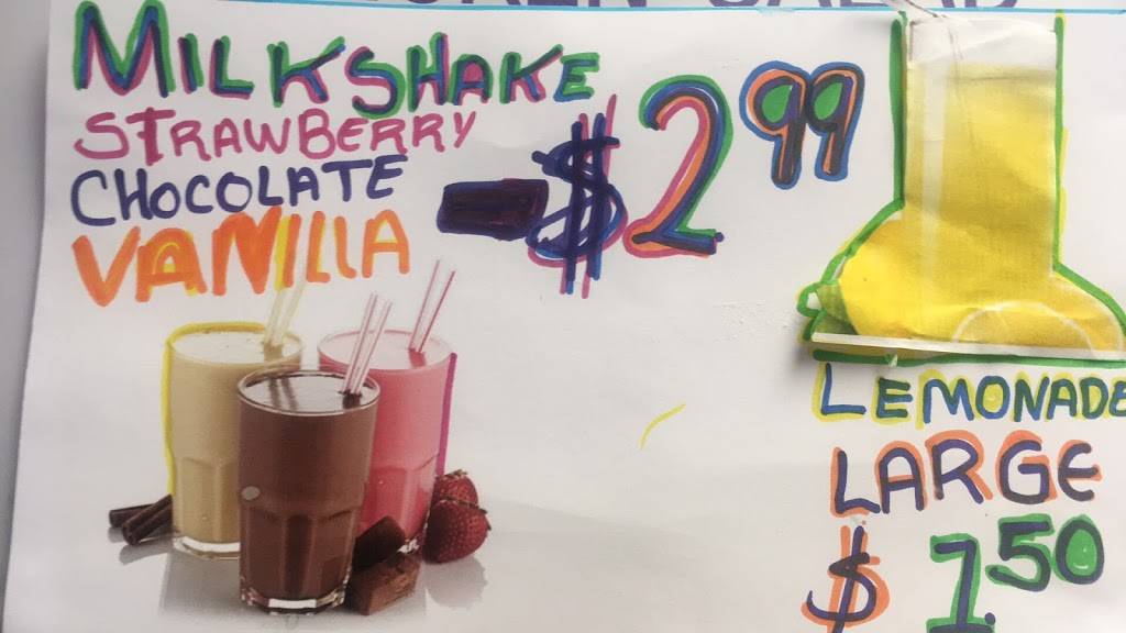 Niros Gyros | restaurant | 855 W Cook St, Manteno, IL 60950, USA | 8154683400 OR +1 815-468-3400
