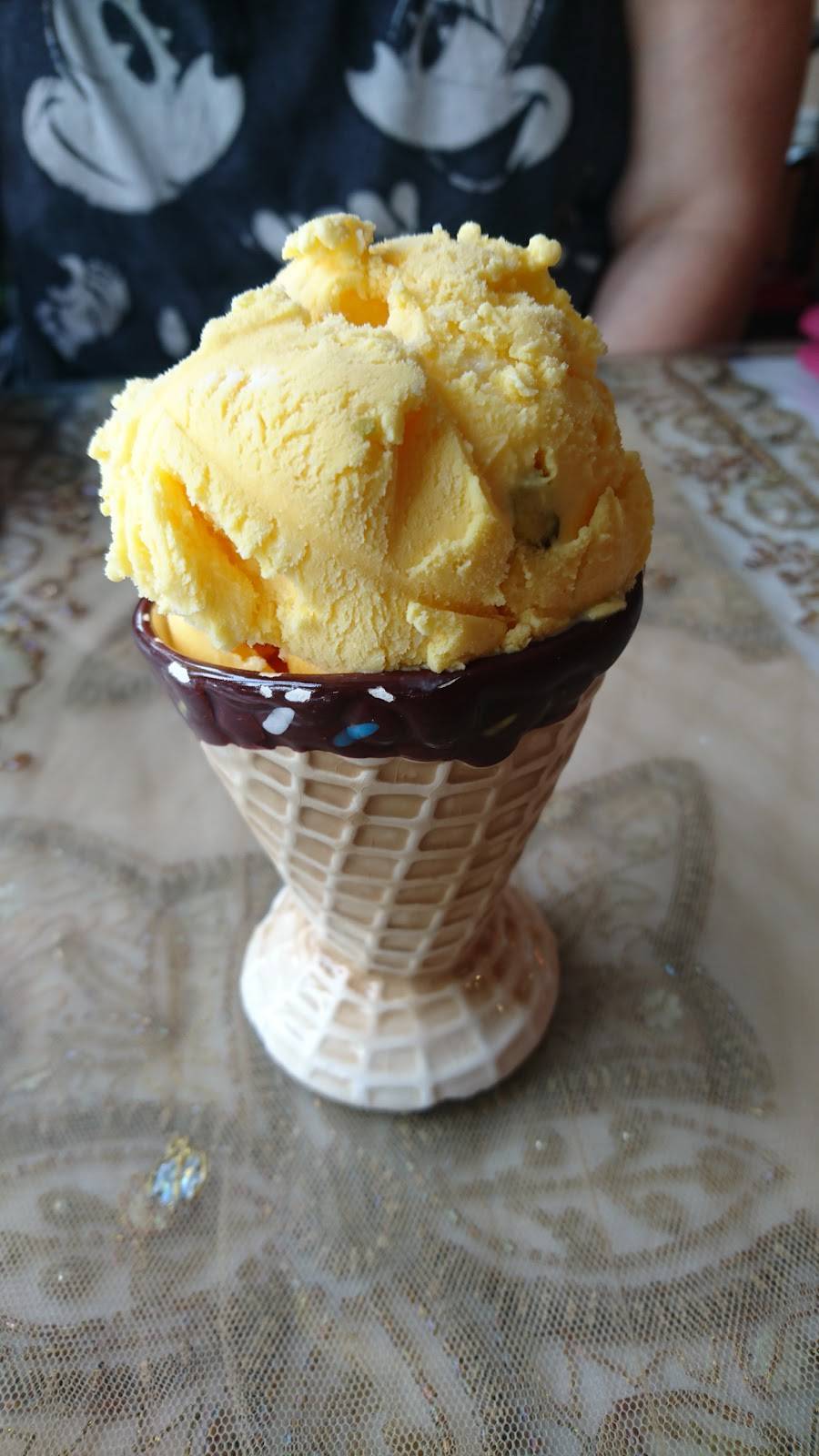 Rose Kabob Restaurant | restaurant | 126 Maple Ave W, Vienna, VA 22180, USA | 7032552557 OR +1 703-255-2557