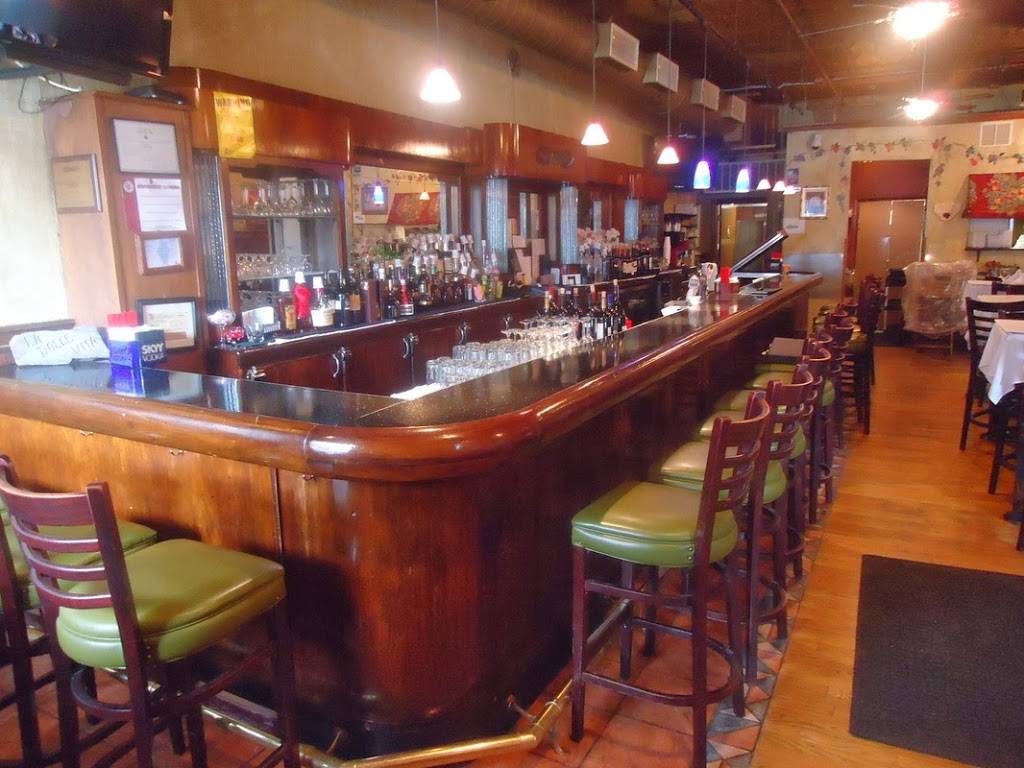 La Dolce Vita of Lemont | restaurant | 107 Stephen St, Lemont, IL 60439, USA | 6302579111 OR +1 630-257-9111