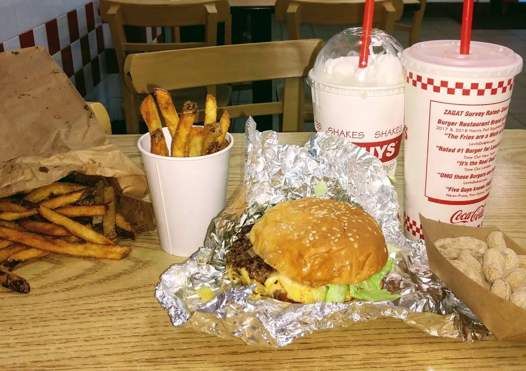 Five Guys | meal takeaway | 7041 Youree Dr, Shreveport, LA 71106, USA | 3187980290 OR +1 318-798-0290