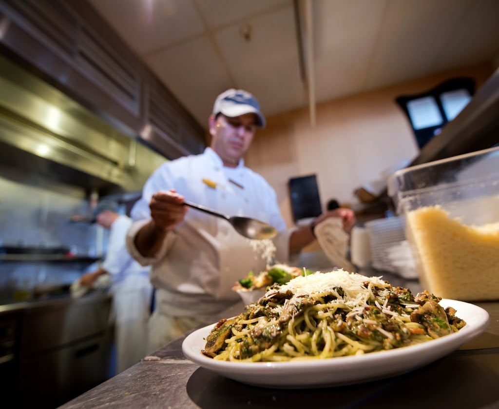 Bumps | restaurant | 38700 Highway 82, - Base of Buttermilk, Aspen, CO 81611, USA | 9709200991 OR +1 970-920-0991