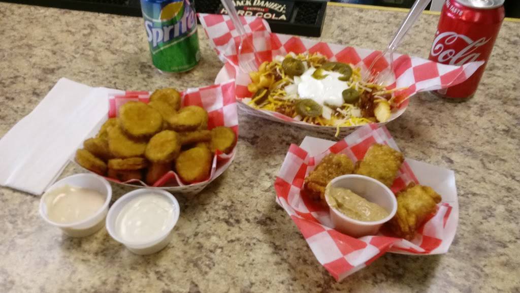 Red Men Club | restaurant | 211 E Main St, New Albany, IN 47150, USA | 8129445263 OR +1 812-944-5263