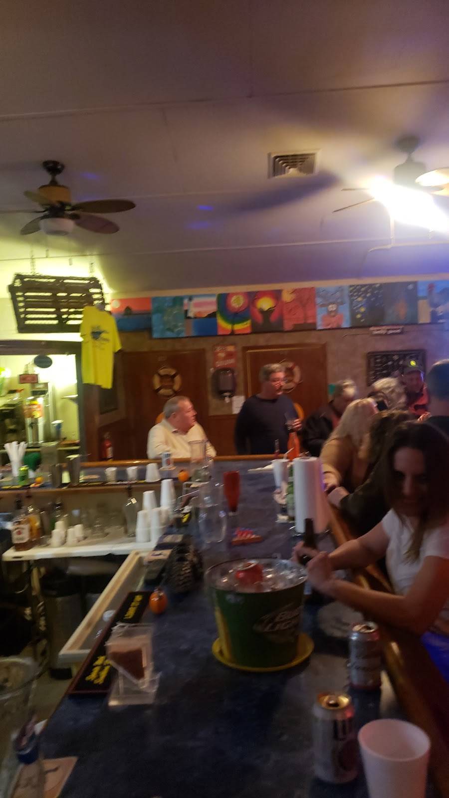 Hidden Cove Restaurant | restaurant | 547 Reid Hill Rd, Moncks Corner, SC 29461, USA | 8438993001 OR +1 843-899-3001