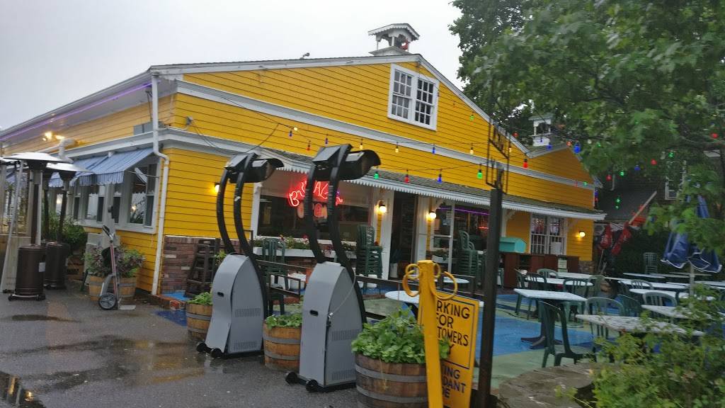 Bubalas By the Bay | restaurant | 183 Commercial St # 185, Provincetown, MA 02657, USA | 5084870773 OR +1 508-487-0773