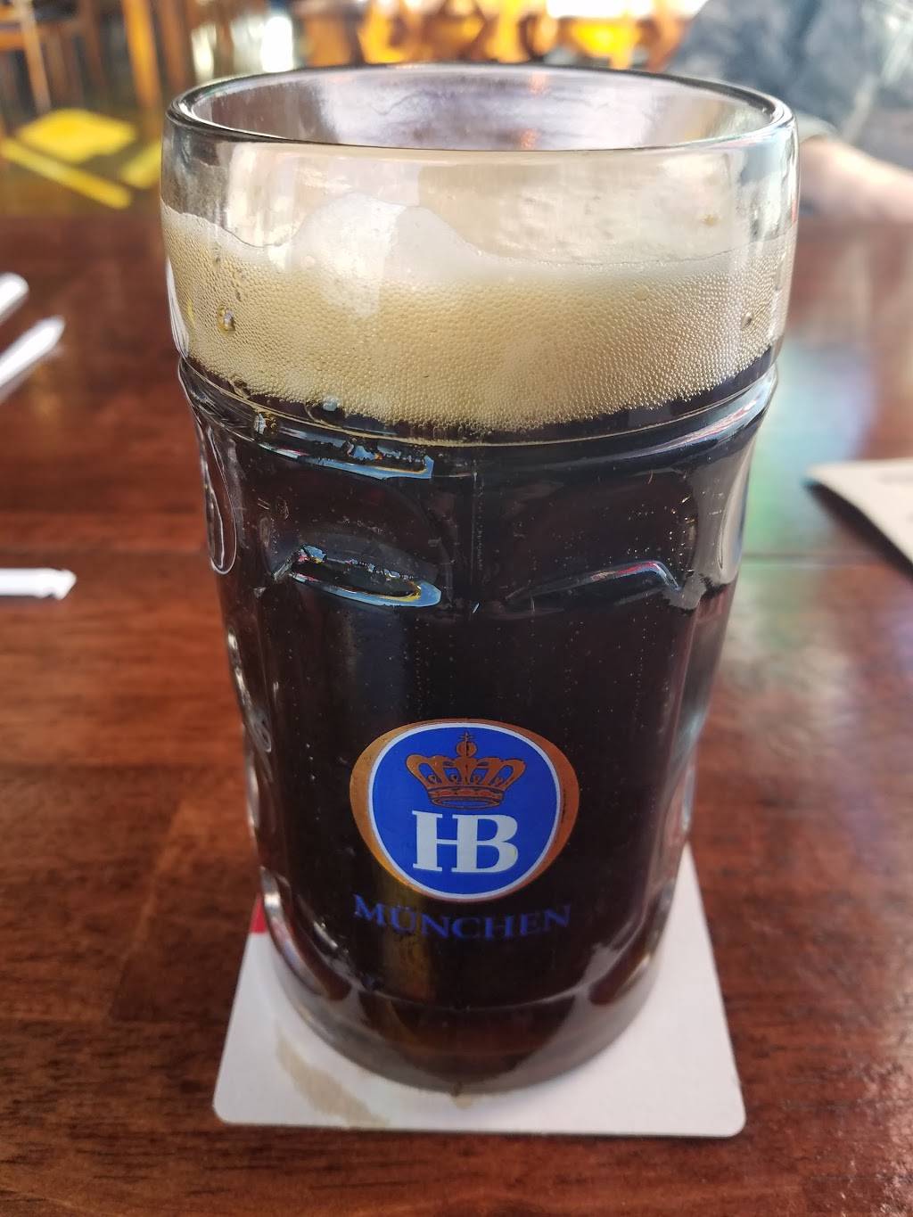 West Berlin | restaurant | 4133 Mountain View Dr, Anchorage, AK 99508, USA | 9072777600 OR +1 907-277-7600