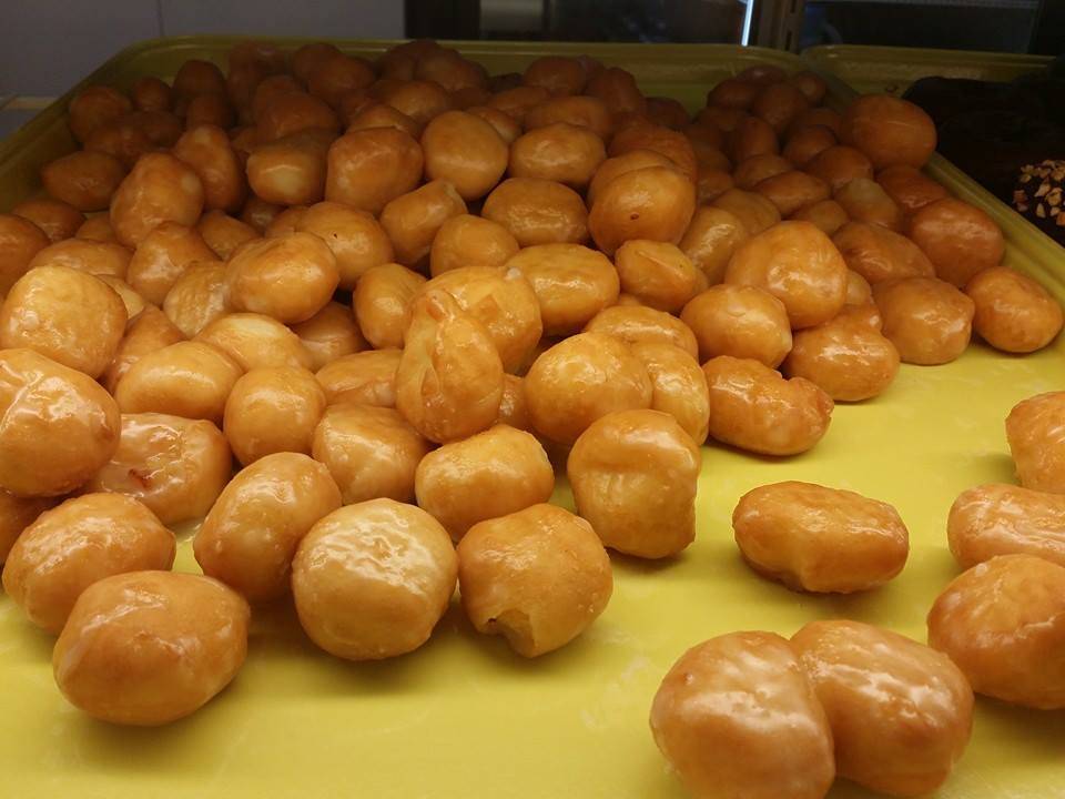 Daylight Donuts 2nd St. | restaurant | 3701 E 2nd St, Edmond, OK 73034, USA | 4056965979 OR +1 405-696-5979