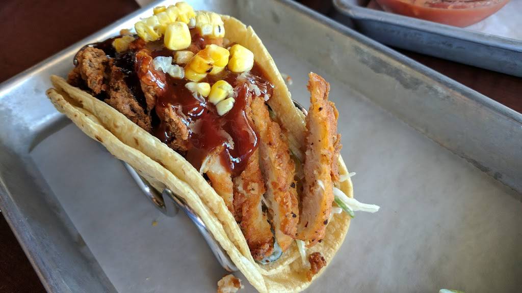 Red Pepper Taquería | restaurant | 2149 Briarcliff Rd NE, Atlanta, GA 30329, USA | 4043258151 OR +1 404-325-8151