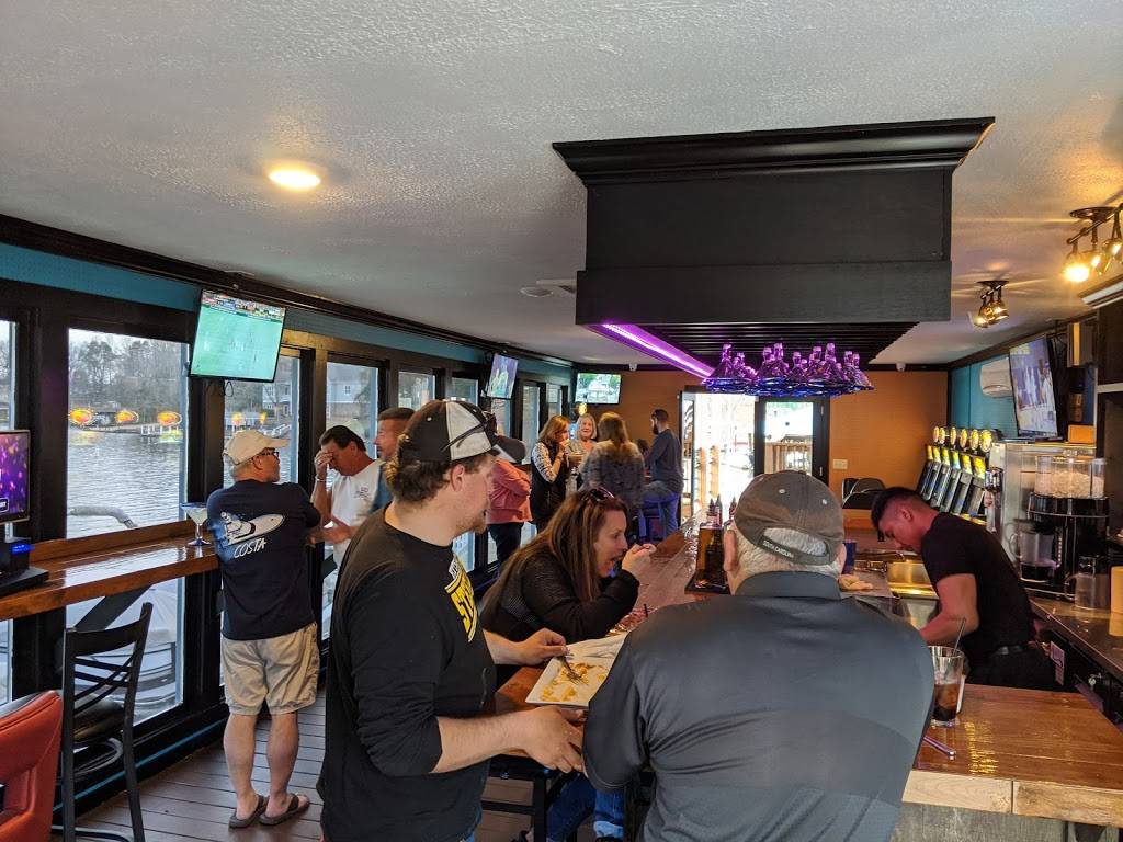 Los Amigos Bar & Grill | restaurant | 404 Crazy Horse Dr, Moneta, VA 24121, USA | 5409120221 OR +1 540-912-0221