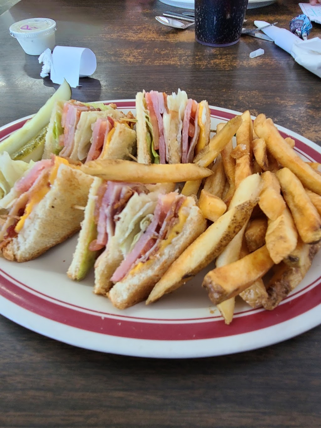 JJs Restaurant | restaurant | 505 E 15th St, Eads, CO 81036, USA | 7194382002 OR +1 719-438-2002