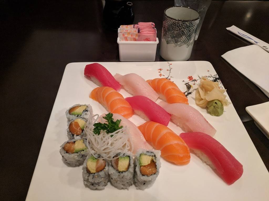 Ryu Gin | restaurant | 20111 US-19, Cranberry Twp, PA 16066, USA | 7245918750 OR +1 724-591-8750