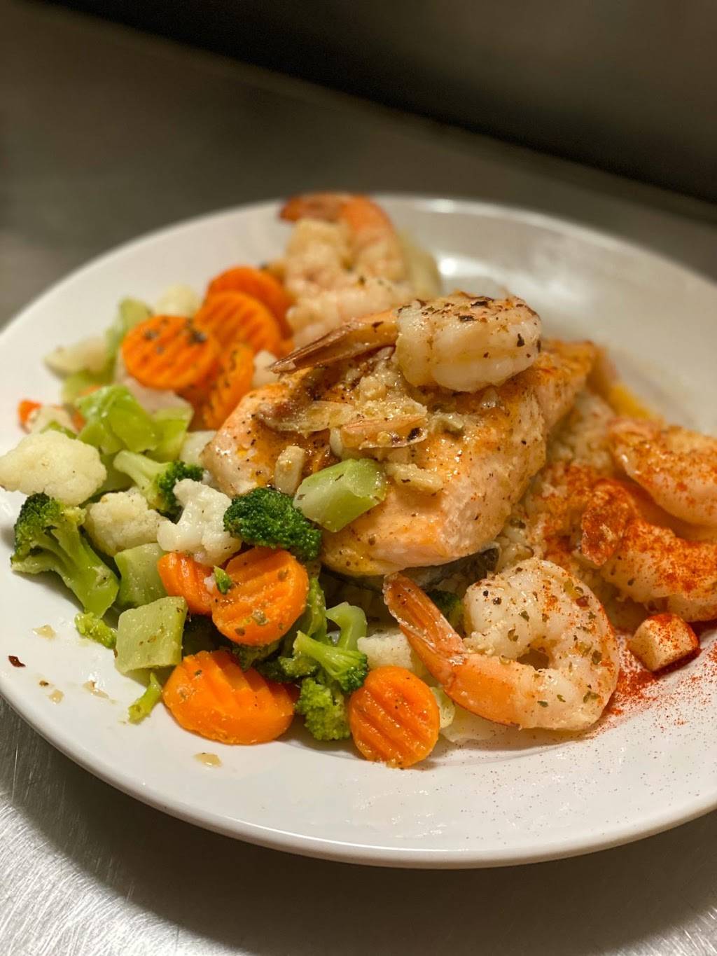 Firepit Rotisserie & Grill | restaurant | 1154 W Elm Ave, Hanover, PA 17331, USA | 7177978187 OR +1 717-797-8187