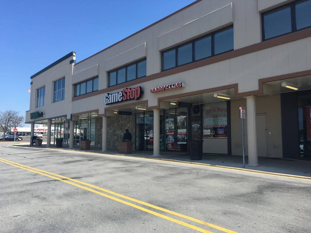 Goodfellas Steaks & Subs | restaurant | 3206 Kirkwood Hwy, Wilmington, DE 19808, USA | 3029984446 OR +1 302-998-4446