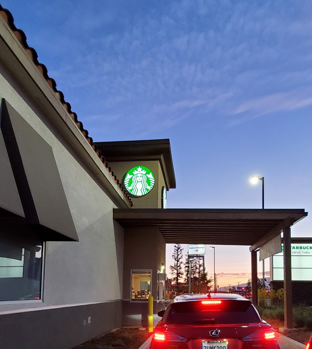 Starbucks | cafe | 2067 E Highland Ave, San Bernardino, CA 92404, USA | 9095221467 OR +1 909-522-1467
