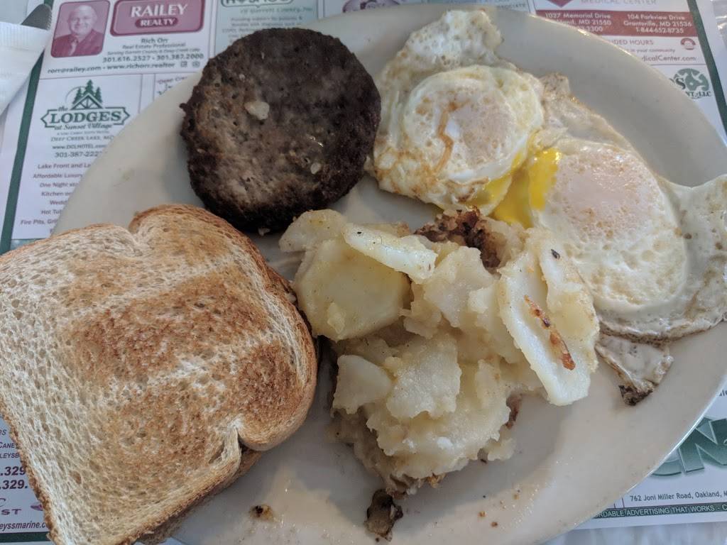 Little Sandys Restaurant | restaurant | 17730 Garrett Hwy, Oakland, MD 21550, USA | 3013879850 OR +1 301-387-9850