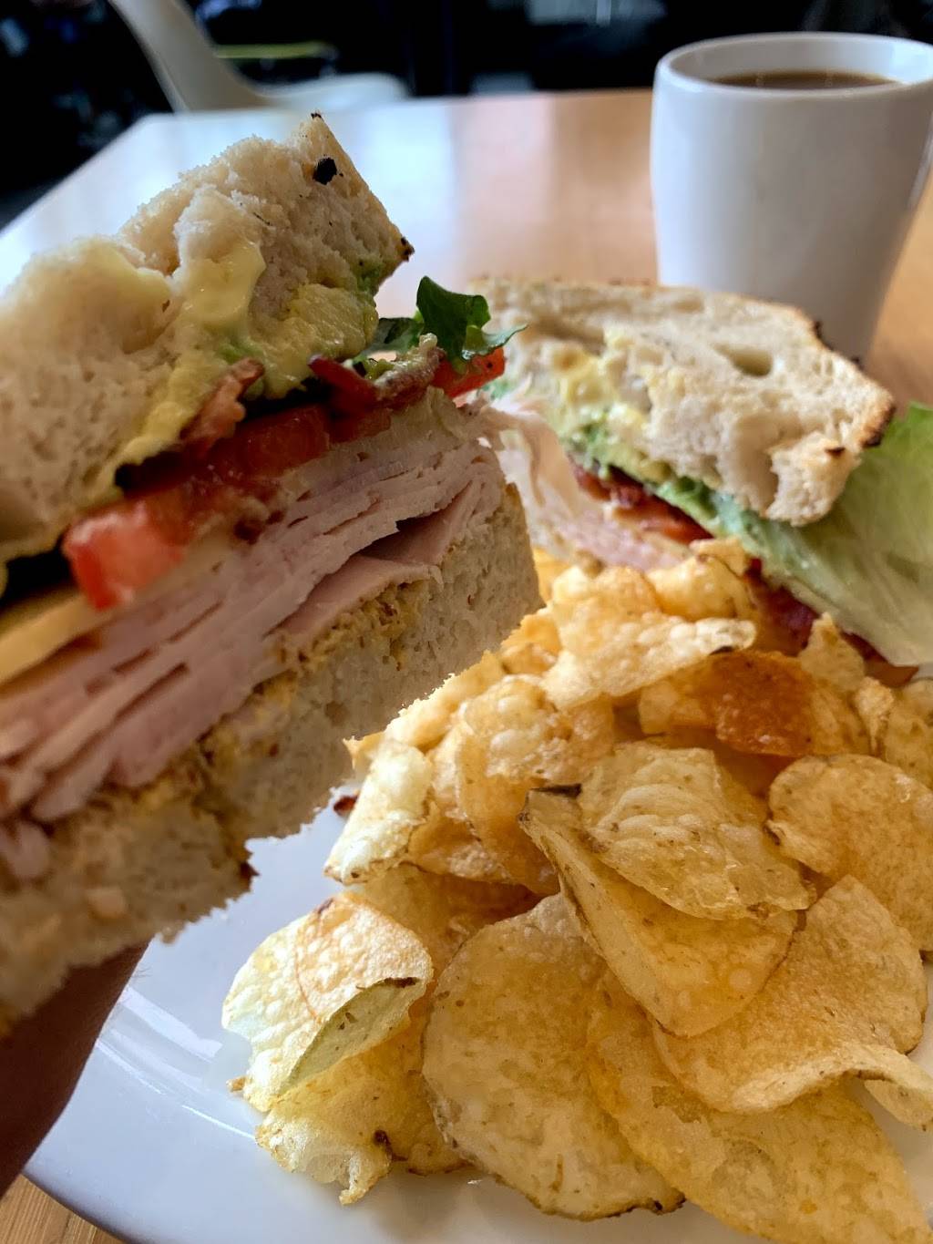 Dolores Park Cafe | cafe | 501 Dolores St, San Francisco, CA 94110, USA | 4156212936 OR +1 415-621-2936