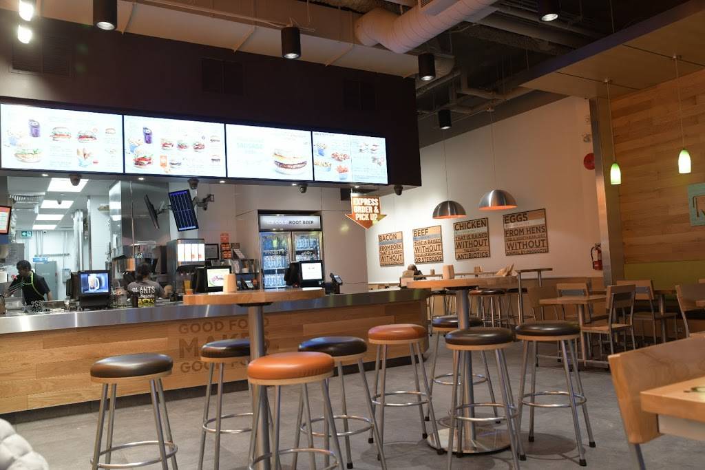 A&W Canada | restaurant | 45 Overlea Blvd, Town Centre, Toronto, ON M4H 1C3, Canada | 6477480036 OR +1 647-748-0036