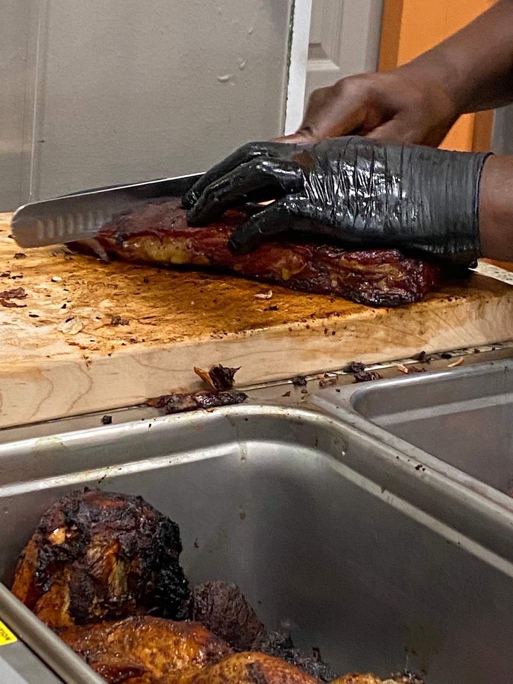 Smokey Jays BBQ | restaurant | 9318 E Colonial Dr Suite A-9, Orlando, FL 32817, USA | 4076681703 OR +1 407-668-1703