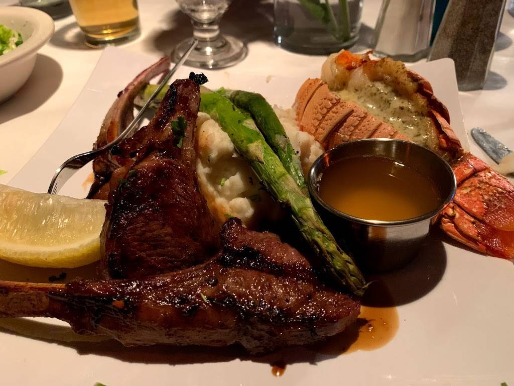 The Motown Bistro | restaurant | 2735 Russell St, Detroit, MI 48207, USA | 3135672811 OR +1 313-567-2811