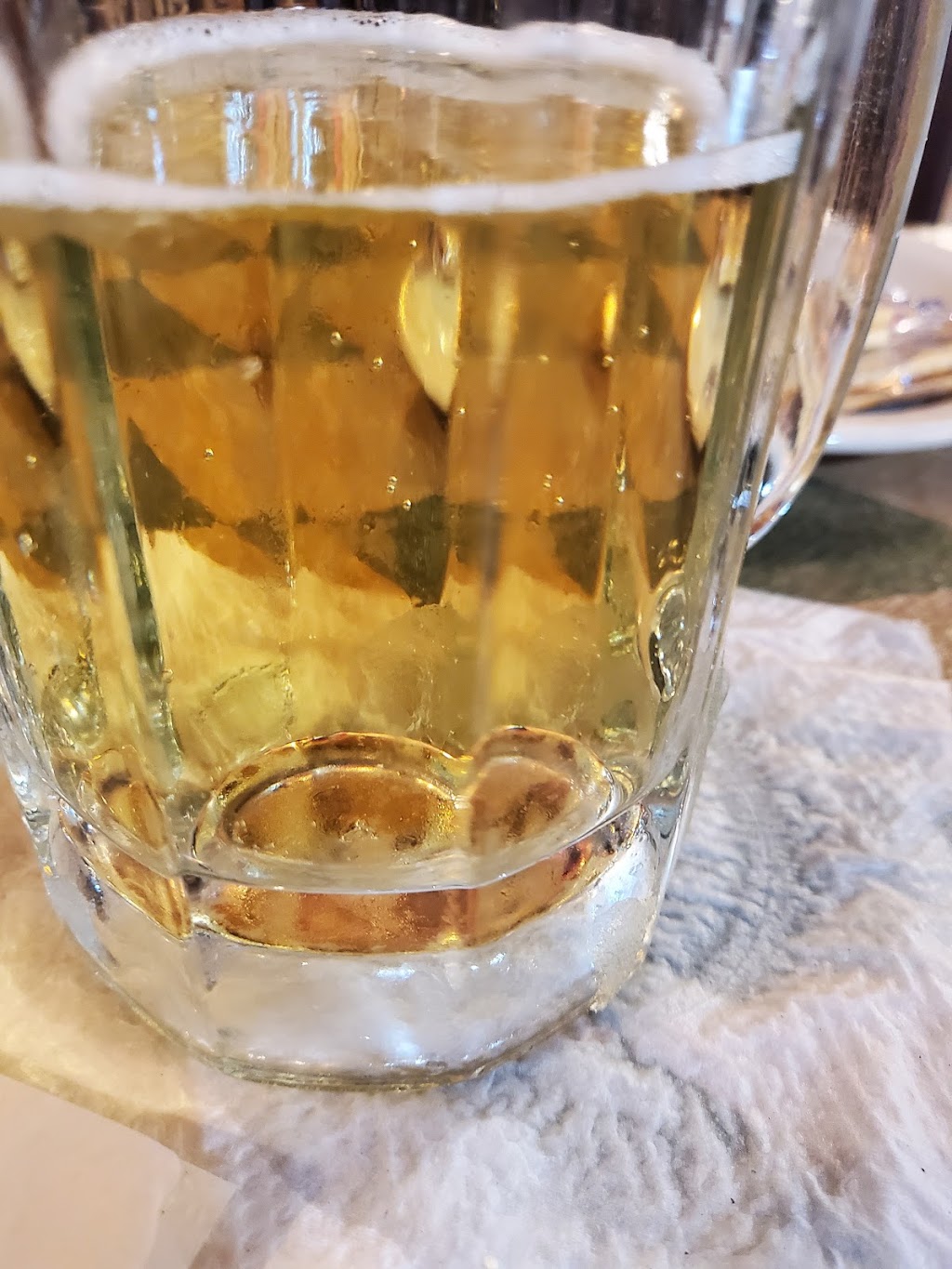 Oaks Steak House & Gifts | restaurant | 2204 S Park Dr, Broken Bow, OK 74728, USA | 5805845266 OR +1 580-584-5266