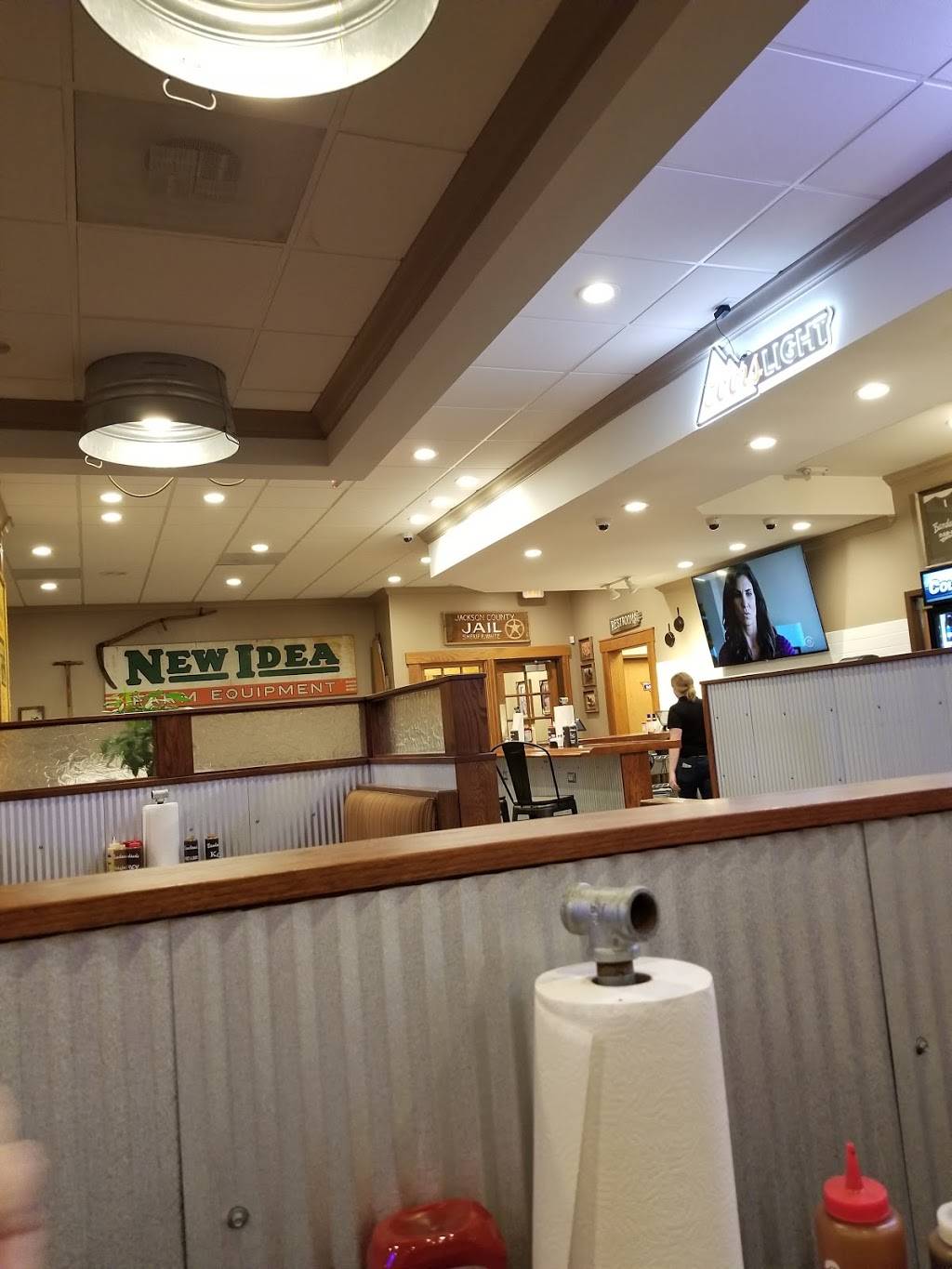 Bandanas Bar-B-Q | restaurant | 156 Vantage Dr, Cape Girardeau, MO 63701, USA | 5735193009 OR +1 573-519-3009