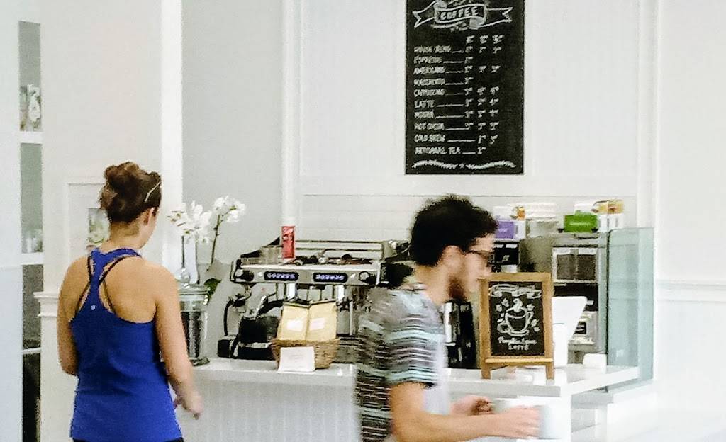 Jennifer Pennifer Bakes | restaurant | 10428 National Blvd, Los Angeles, CA 90034, USA | 4242988170 OR +1 424-298-8170