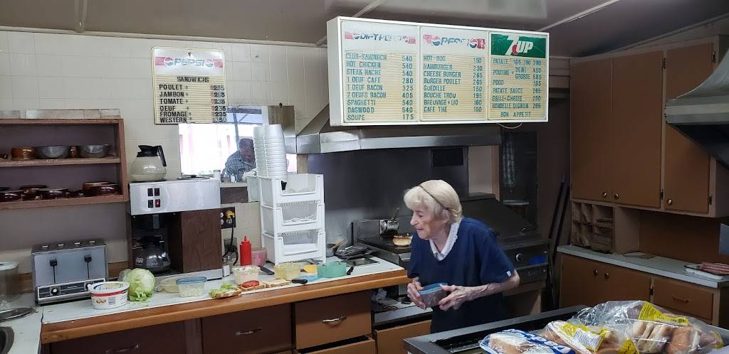 Cantine Chez Nous Enr | restaurant | 15385 Av St-Louis, Saint-Hyacinthe, QC J2T 3E5, Canada | 4507737344 OR +1 450-773-7344