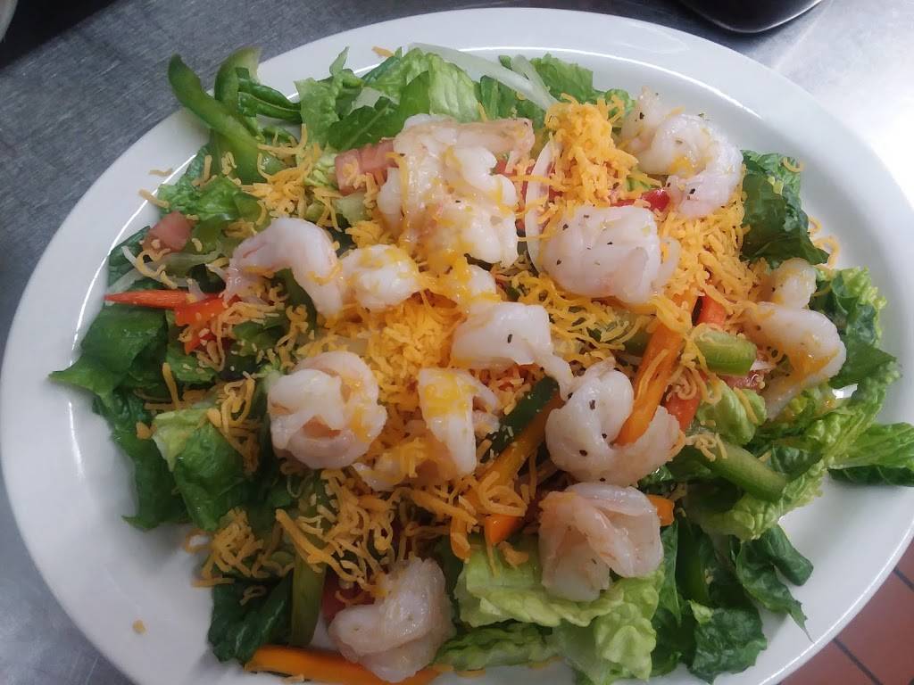 Fireside pub & steakhouse | restaurant | 205 S 12th St, Manchester, IA 52057, USA | 5639279200 OR +1 563-927-9200