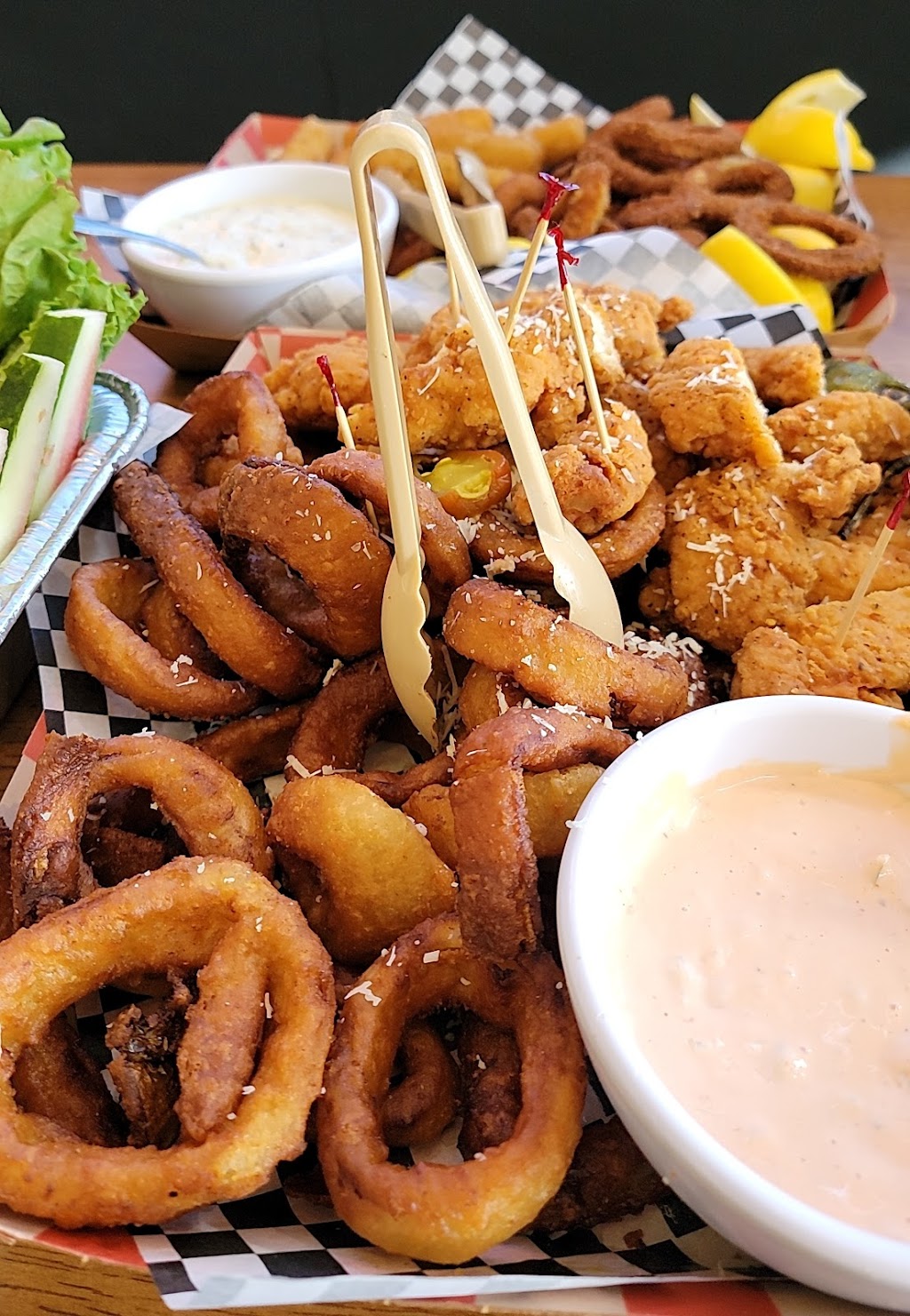 Downtown Cafe by JL | restaurant | 221 W 5th St, Oxnard, CA 93030, USA | 8053856300 OR +1 805-385-6300