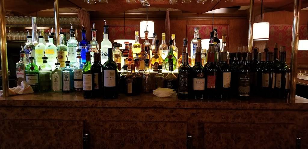 Sibley Gardens | restaurant | 916 W Jefferson Ave, Trenton, MI 48183, USA | 7342851707 OR +1 734-285-1707