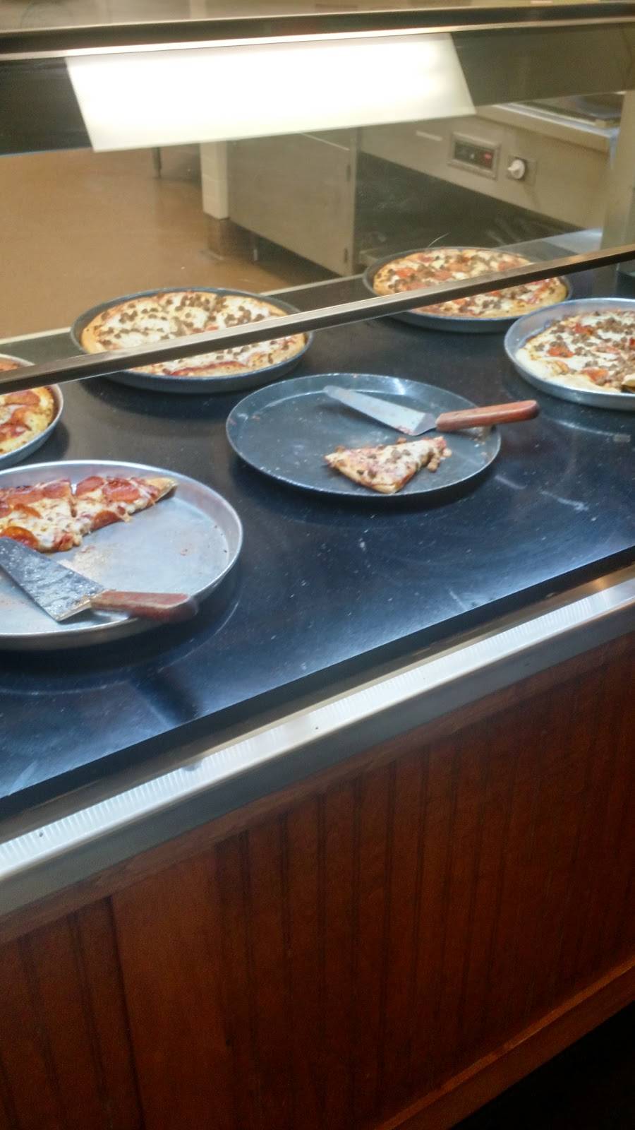 Gattitown | restaurant | 316 N Green River Rd, Evansville, IN 47715, USA | 8124733800 OR +1 812-473-3800