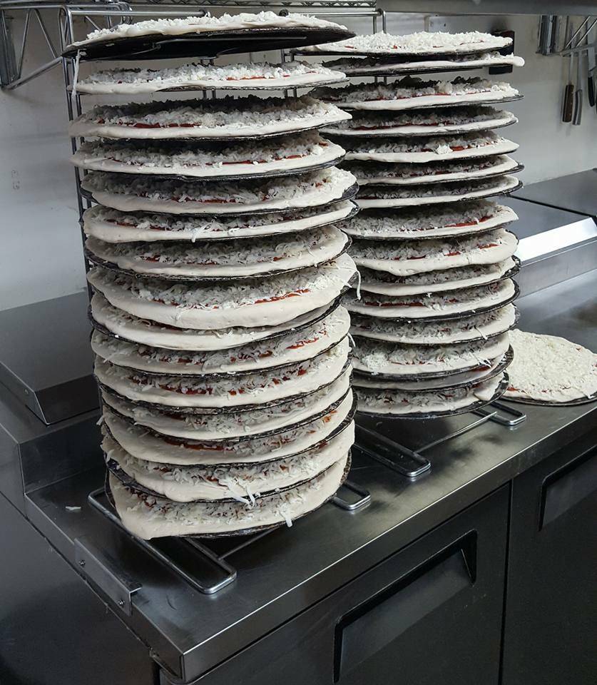 Sports Pizza Of Lake Elsinore California | restaurant | 16746 Lakeshore Drivers, Lake Elsinore, CA 92530, USA | 9512459774 OR +1 951-245-9774