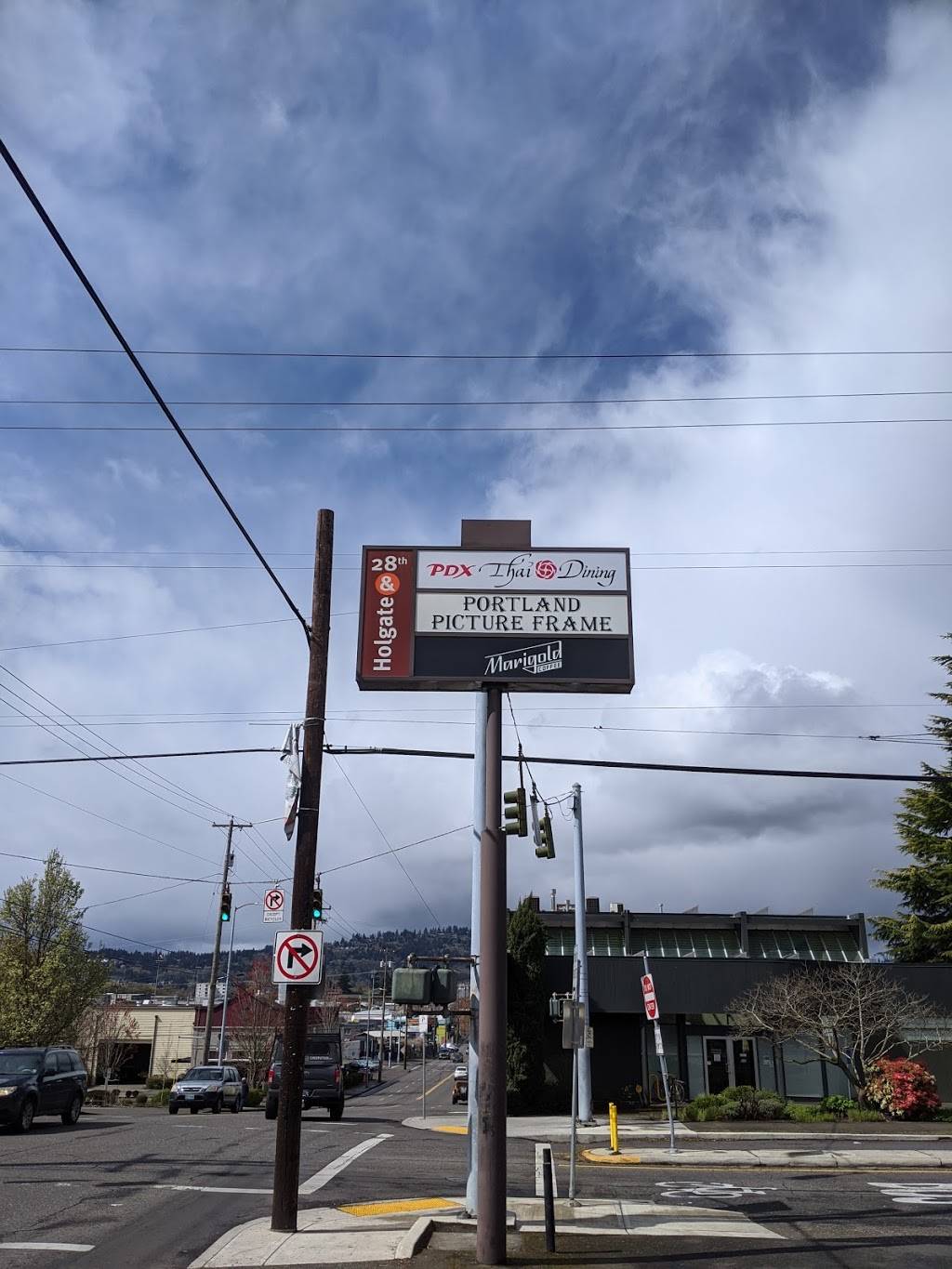 PDX Thai Dining | restaurant | 2801 SE Holgate Blvd, Portland, OR 97202, USA | 9714202829 OR +1 971-420-2829