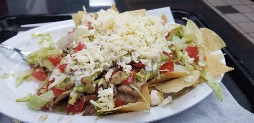 Gugus Tacos Restaurant | restaurant | 15317 Vanowen St, Van Nuys, CA 91406, USA | 8187817428 OR +1 818-781-7428